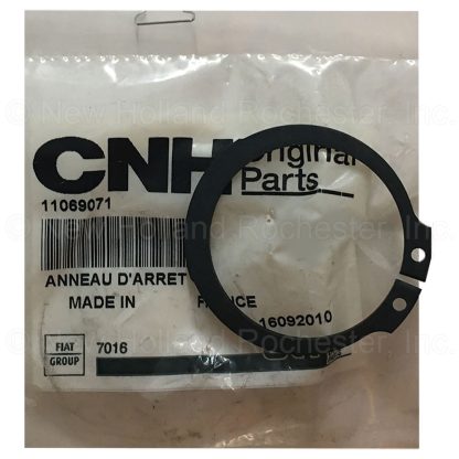New Holland M45 Ext Snap Ring Part # 11069071