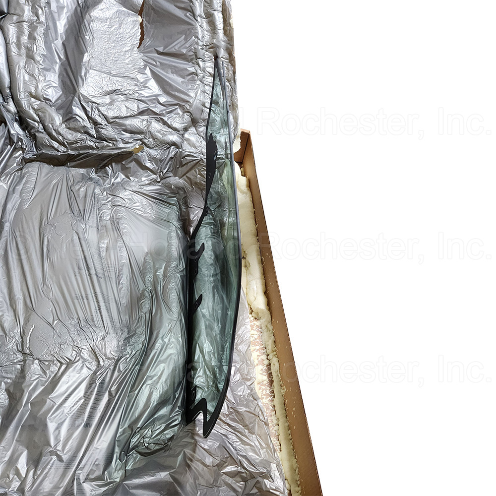 New Holland Glass Part # 47405930 - Image 2