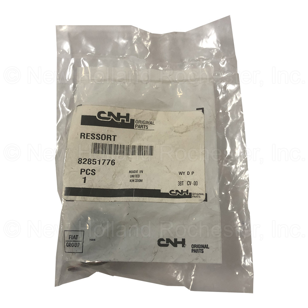 New Holland Spring Part # 82851776 - Image 4