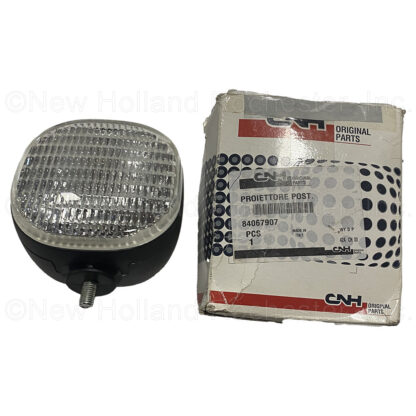 New Holland Lamp Part # 84067907