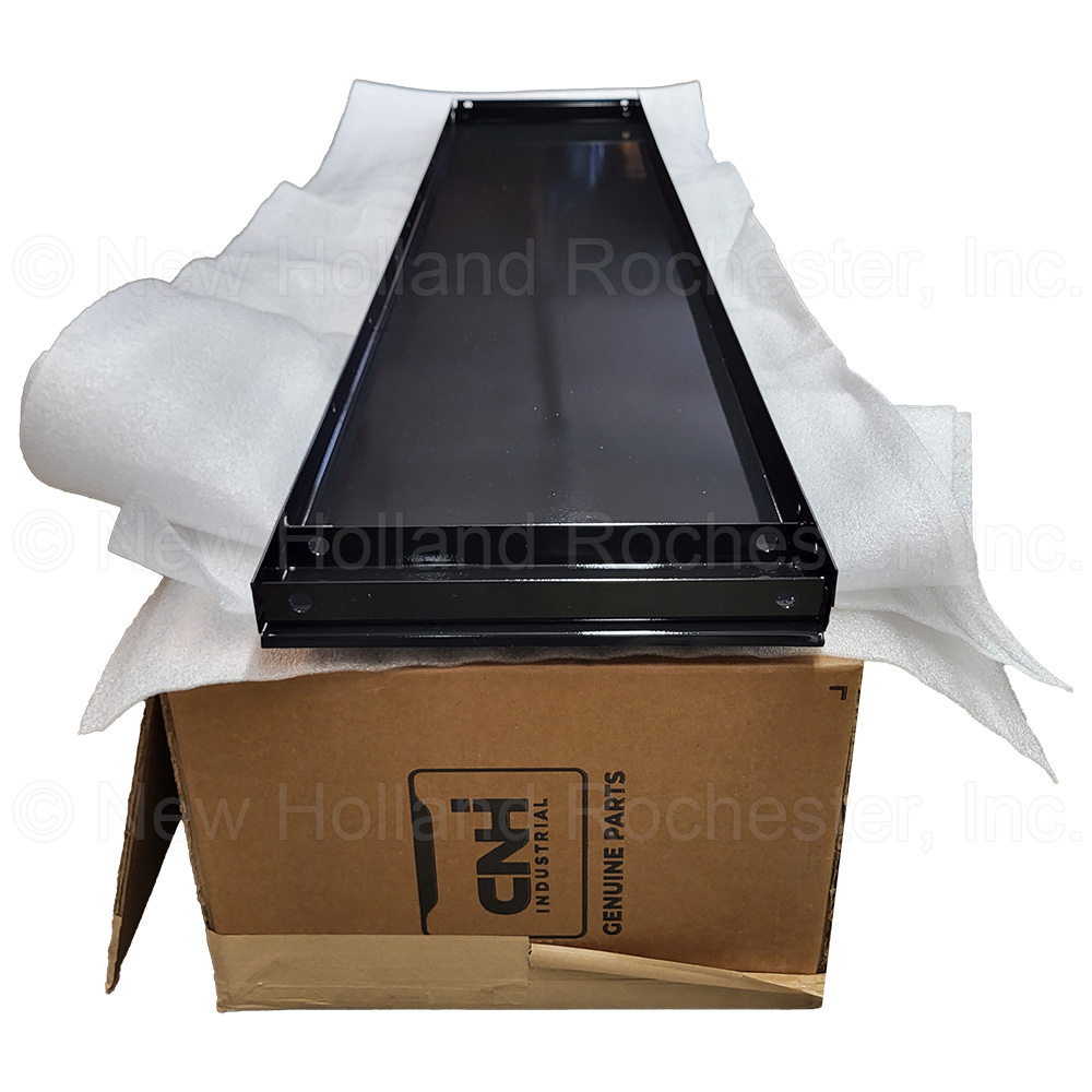 New Holland Cover Part # 84073622 - Image 2