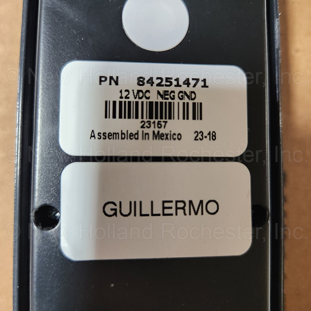 New Holland Instrument Cluster Part # 84251471 - Image 4