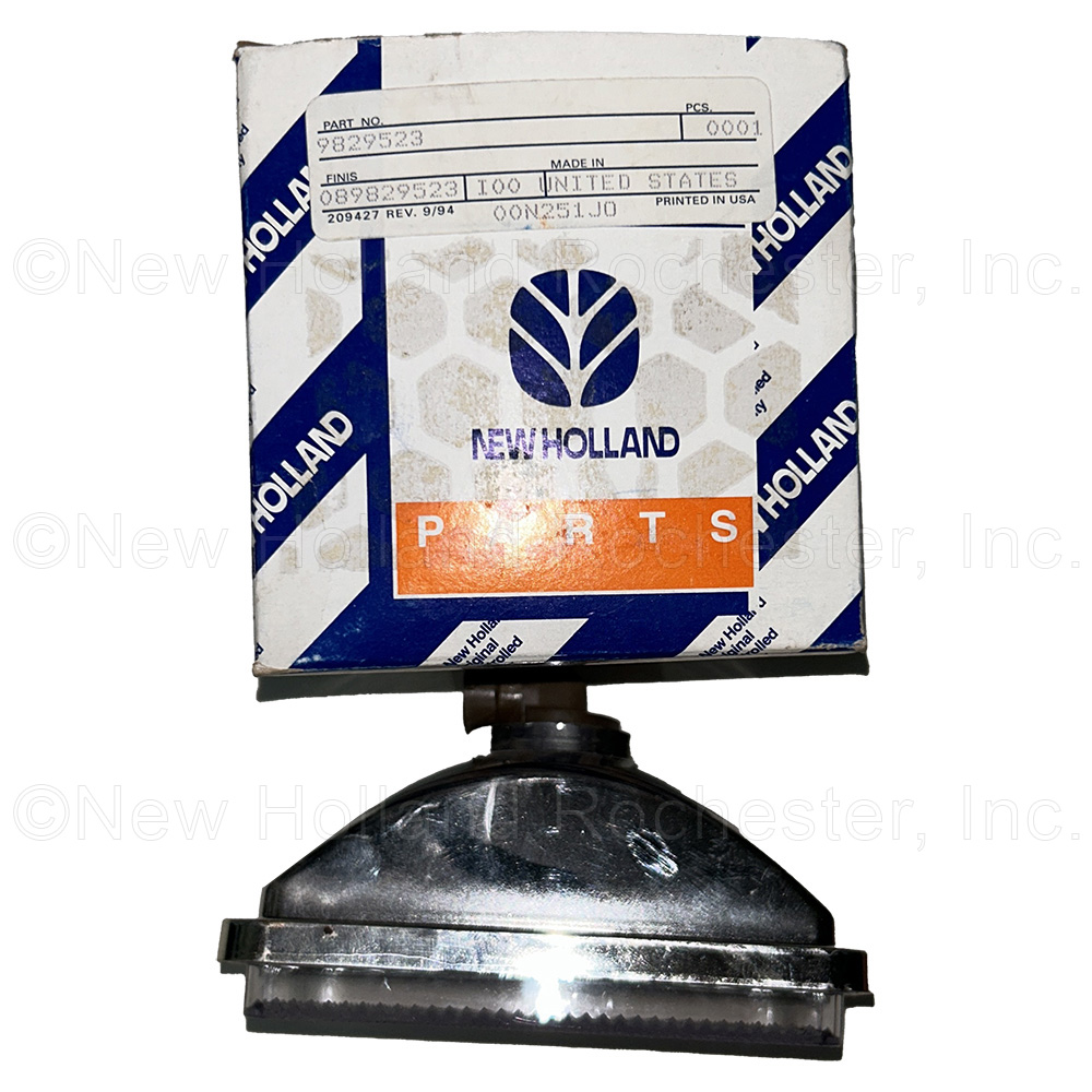New Holland Lamp Part # 9829523