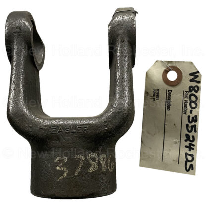 New Holland / Weasler 35-Series 1-1/2" Round Bore w/ 3/8" Keyway Yoke Part # W8003524DS