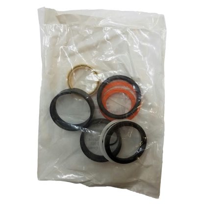 Kinze 2" Bore x 1.25" Bore Seal Kit Part # GR2112