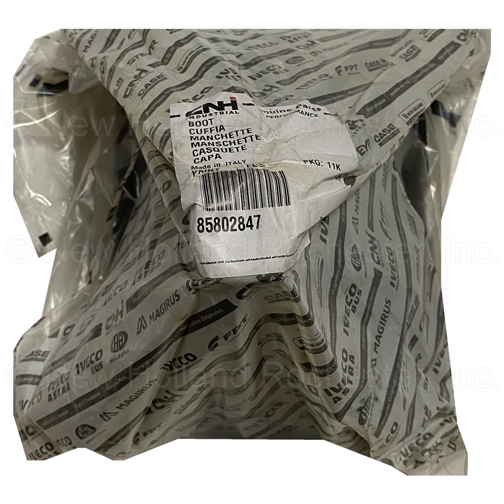 New Holland Boot Part # 85802847 - Image 2