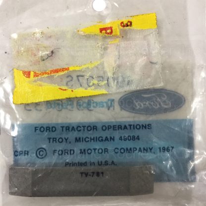 New Holland Key Part # 390507S