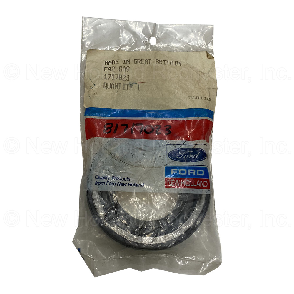 New Holland Gasket Part # 81717023 - Image 2