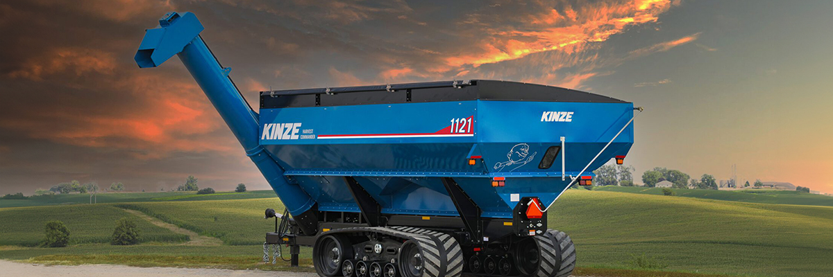 Kinze 1121 Grain Cart