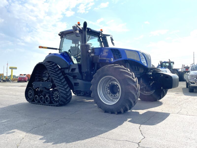 MY23 NH T8.410 SmartTrax