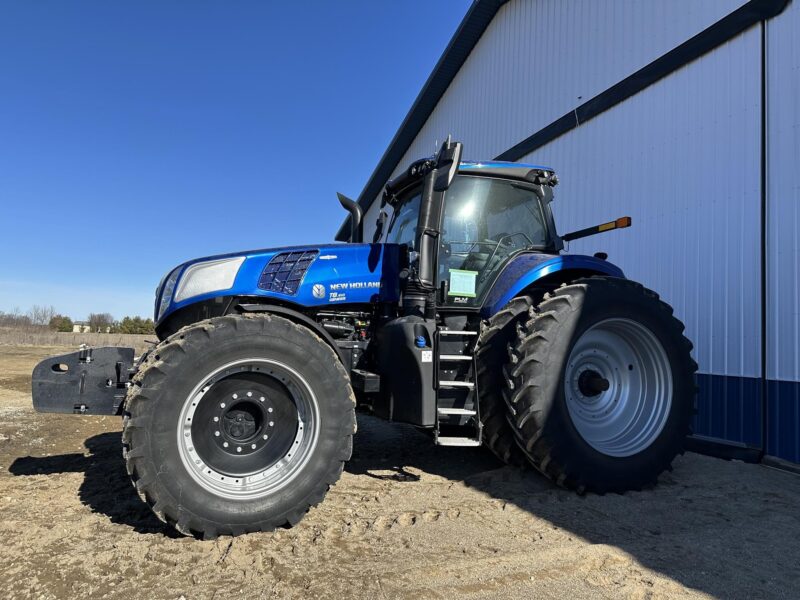 MY23 NH T8.410 CVT