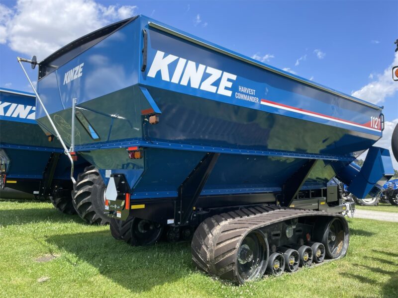 MY24 Kinze 1121 Cart
