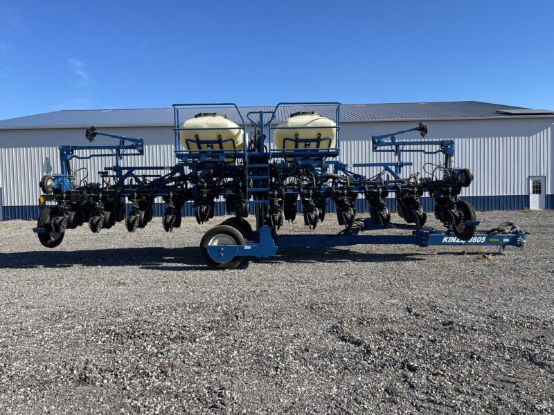 MY24 Kinze 3605